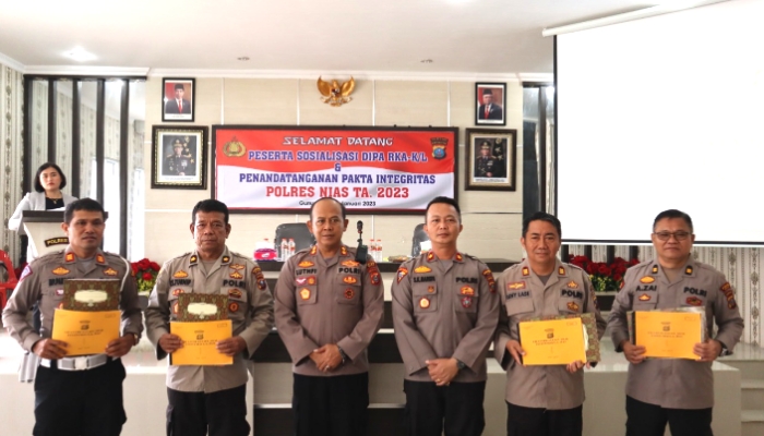 Polres Nias Laksanakan Sosialisasi DIPA RKA-KL TA 2023 dan Penandatanganan Pakta Integritas