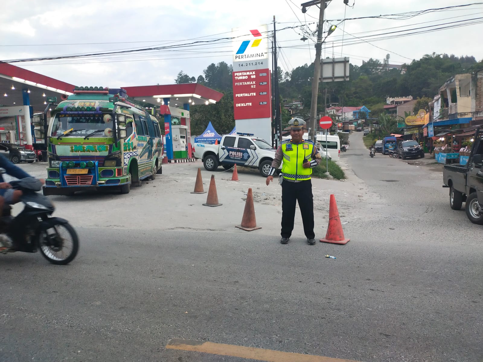 Laksanakan KRYD, Arus Lalin di Kawasan Danau Toba Parapat Terpantau Normal