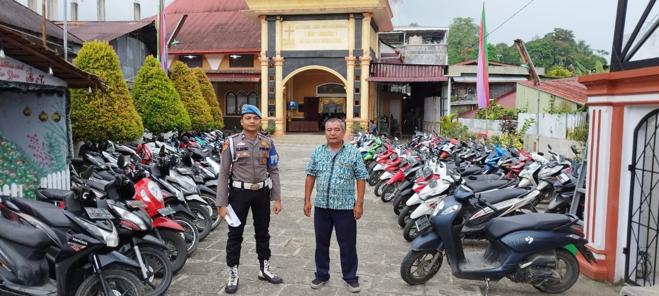 Polres Nias Lakukan Pengamanan Ibadah di Gereja Seputaran Kota Gunungsitoli