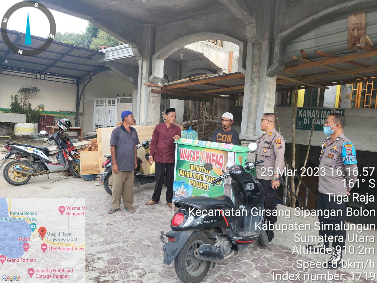 Kapolsek Parapat Silaturahmi bersama Tokoh Agama dan Pengurus Mesjid Taqwa Parapat