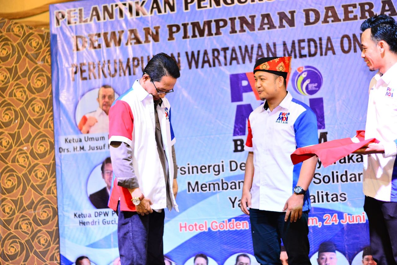 Wakil Walikota Batam Amsakar Achmad Hadiri Prosesi Pelantikan DPD PWMOI BATAM