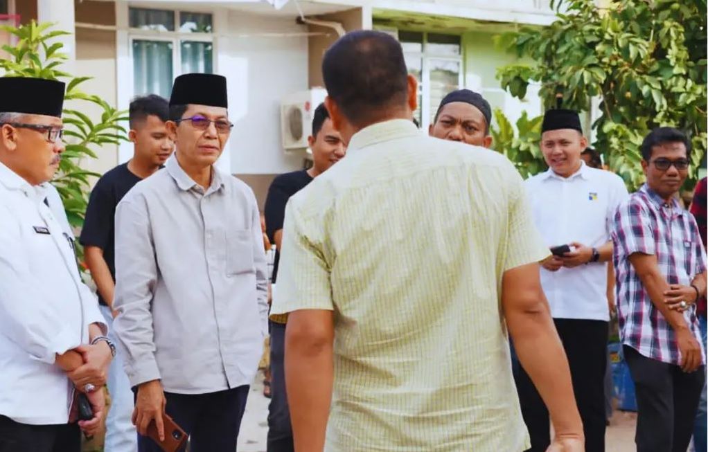 Amsakar Achmad Lakukan Takziah di Kediaman Almarhum Seorang Wartawan