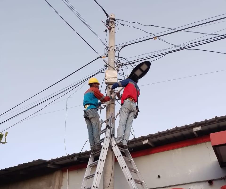 PLN Batam Menindaklanjuti Penataan dan Perbaikan Kabel Semrawut