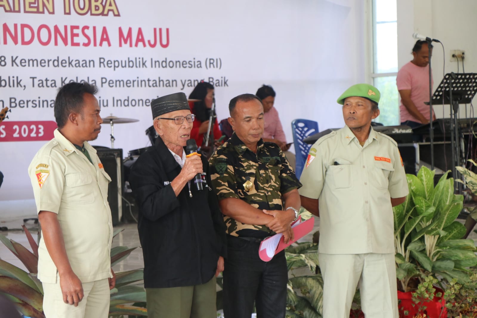 Ramah Tamah Pemerintah Kabupaten Toba dengan LVRI