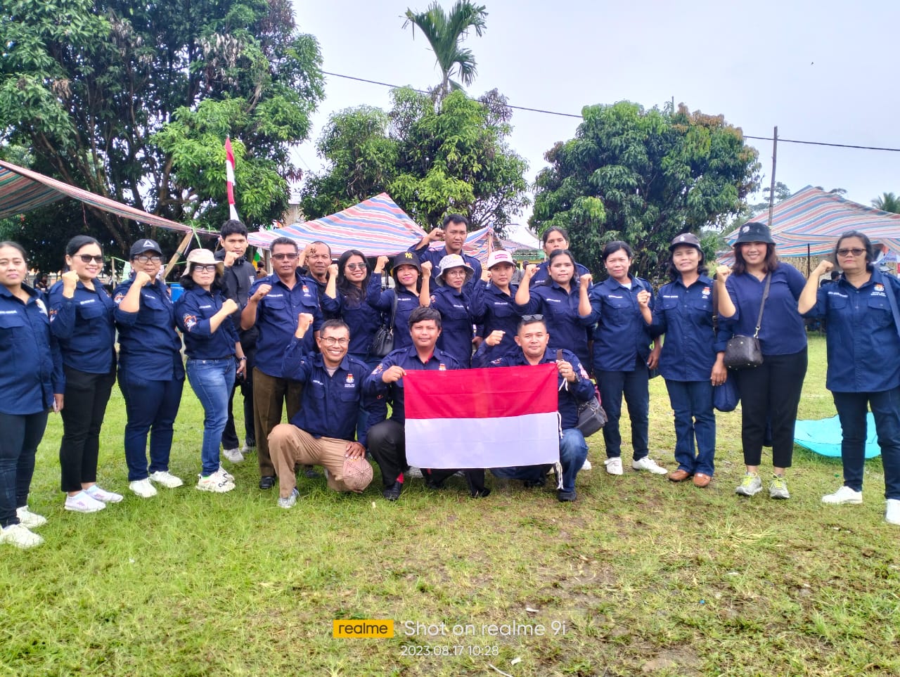 PPS dan PPK Kecamatan Sigumpar Kabupaten Toba Lakukan Tarian Jinggle Pemilu di Lapangan HKBP