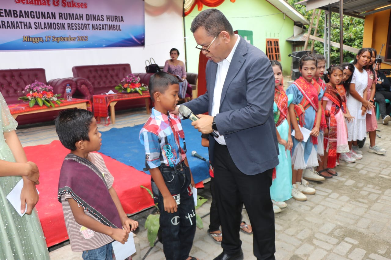 Pesta Pembangunan Jemaat HKBP Maranatha Silamosik, Bupati Toba: Ceritakan Hal Baik Tentang Sesama