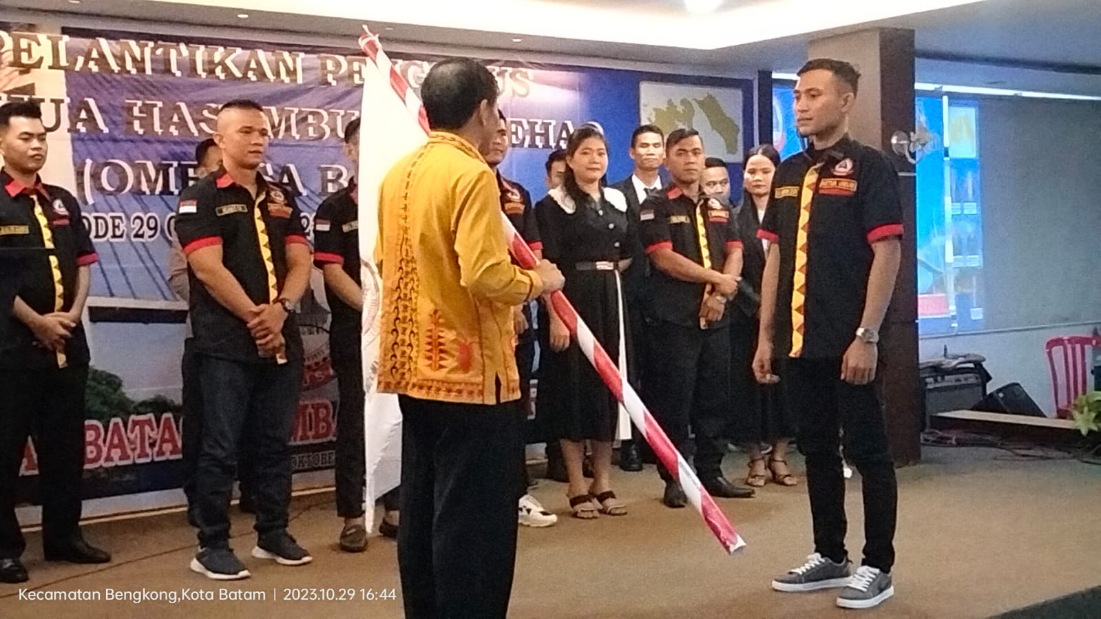 Ketua DPC HIMNI Batam Resmi Lantik Pengurus OMBUSA Periode 2023 - 2028