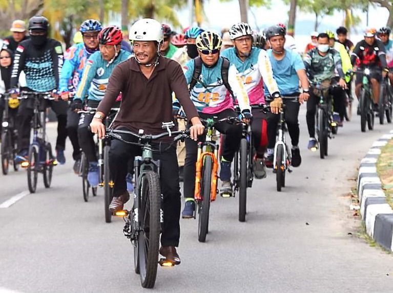 Ribuan Pesepeda Tanah Air dan Mancanegara Meriahkan Event Jamselinas XII Batam