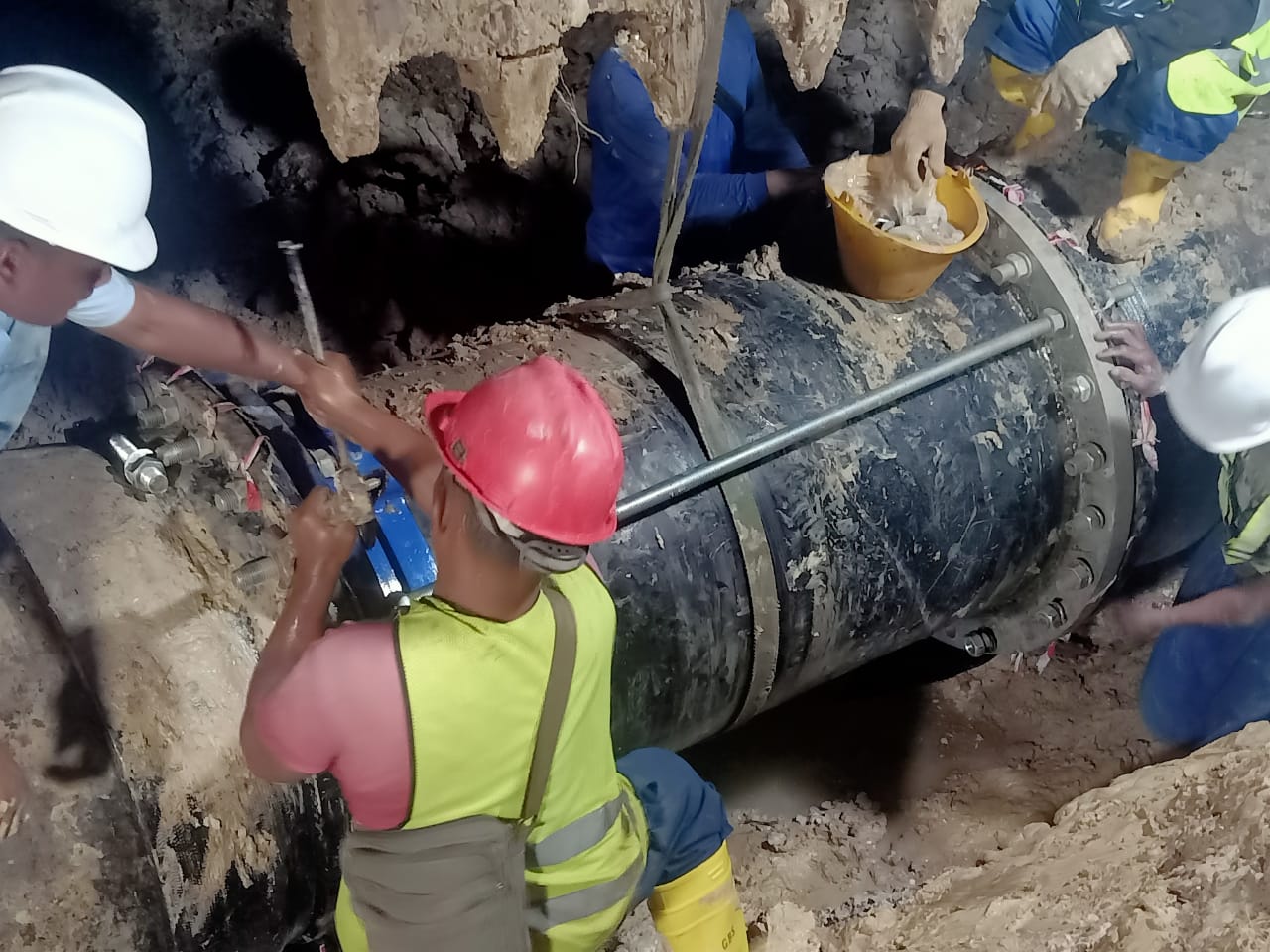 Penyambungan Pipa Depan Kongkow Telah Selesai, Air Akan Kembali Normal Secara Bertahap