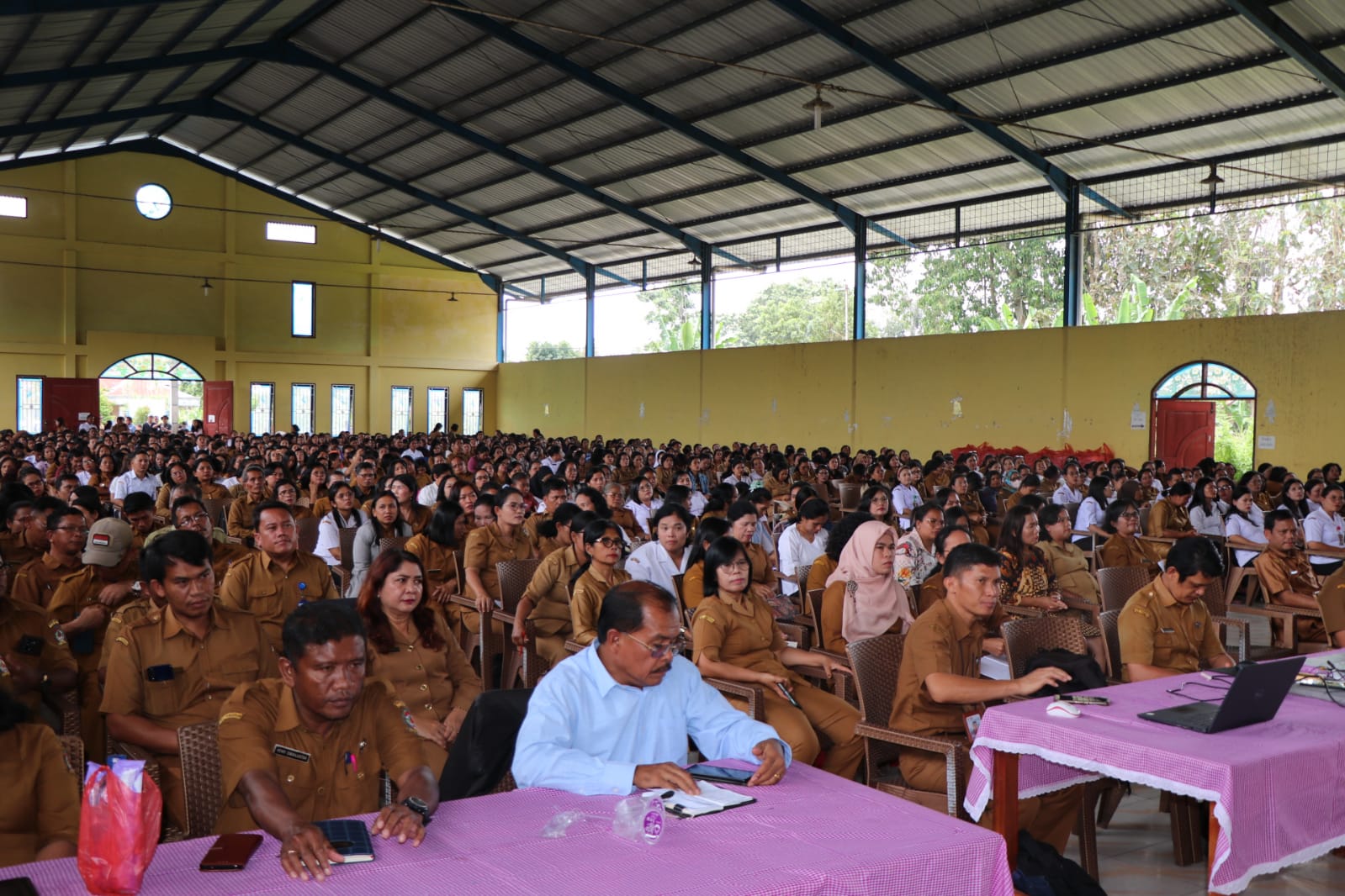 Seminar Motivasi Materi Diikuti Ribuan Guru SD dan SMP di Kabupaten Toba