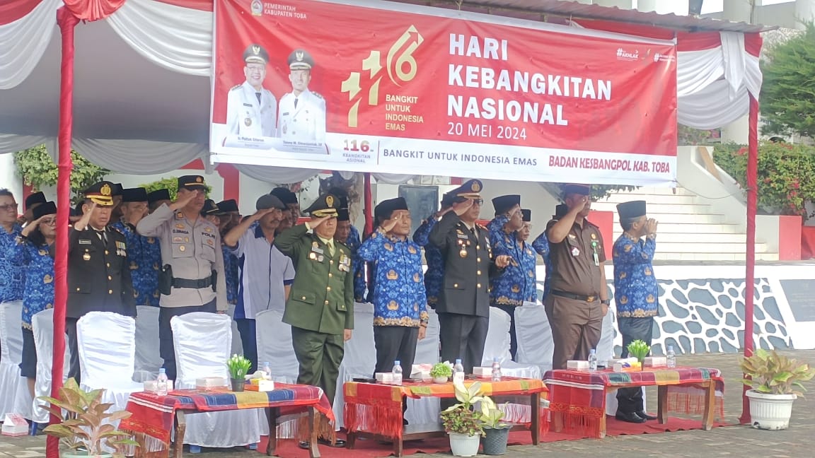 Bupati Toba Pimpin Upacara Hari Kebangkitan Nasional Tingkat Kabupaten