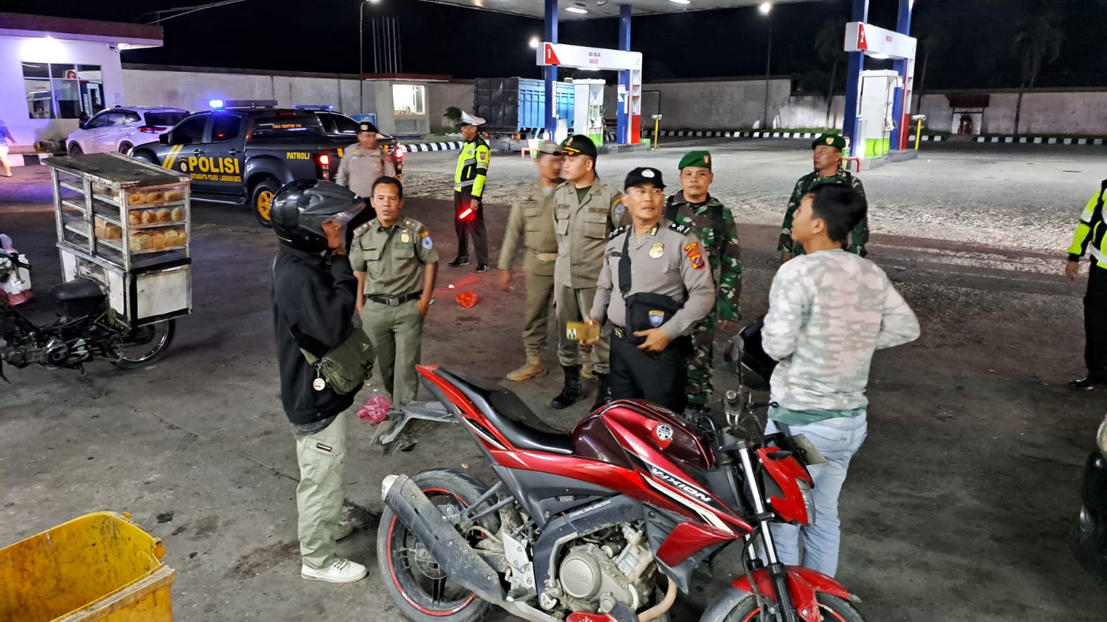 Patroli Gabungan POLRI, TNI, dan Satpol PP Ciptakan Kondisi Aman di Labuhanbatu