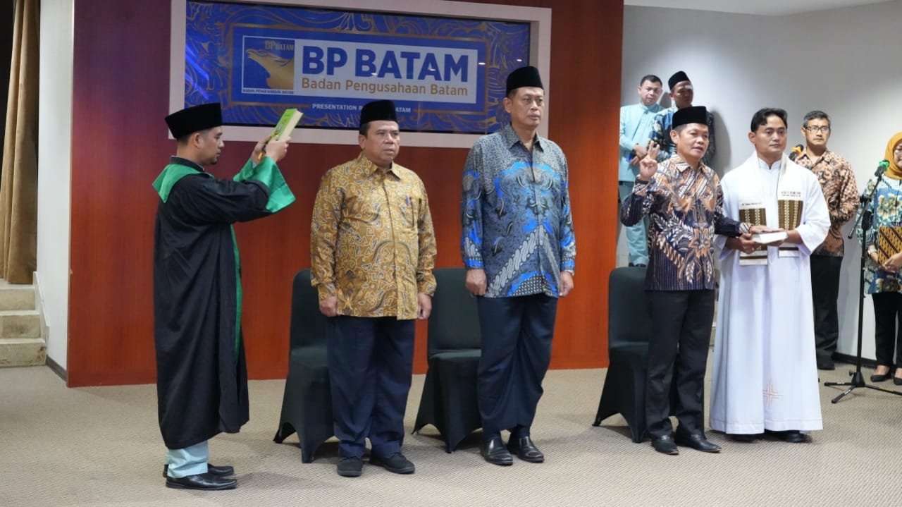Tiga Pejabat Tingkat II Dilantik Oleh Wakil Kepala BP Batam