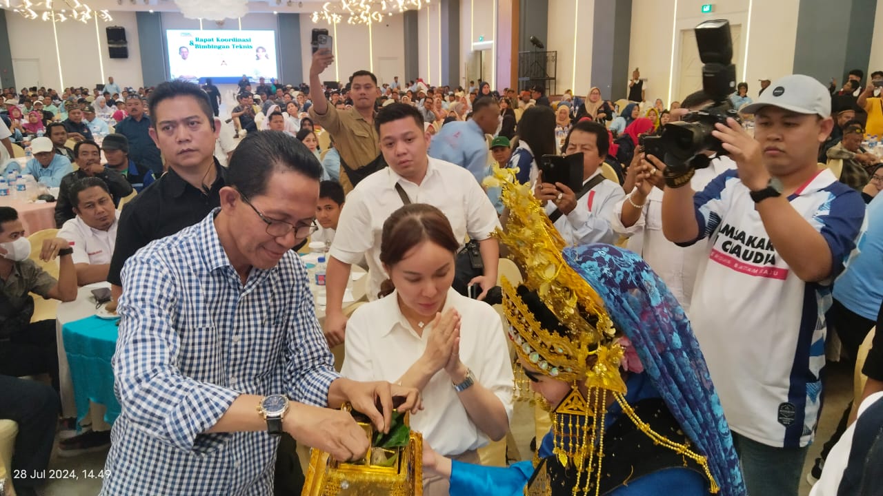 Amsakar Achmad Tutup Secara Resmi Kegiatan Rakor dan Bimtek Tim