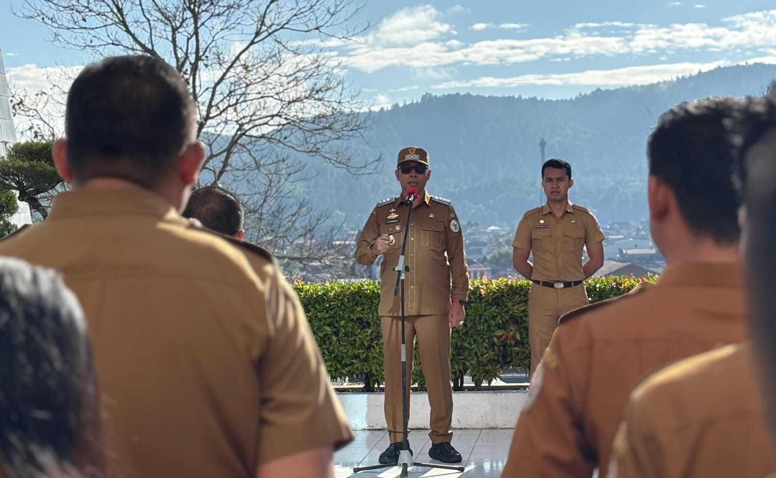 Pimpin Apel Gabungan, ‎Bupati Tapanuli Utara Tekankan Integritas dan Kesiapsiagaan Menghadapi Libur Panjang