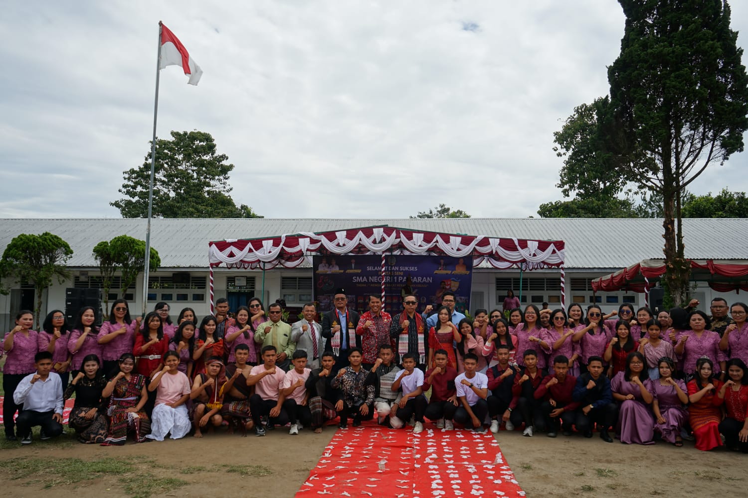 Bupati Tapanuli Utara Ajak Siswa SMAN 1 Pagaran Berpikir Futuristik dan Kuasai Pertanian Modern