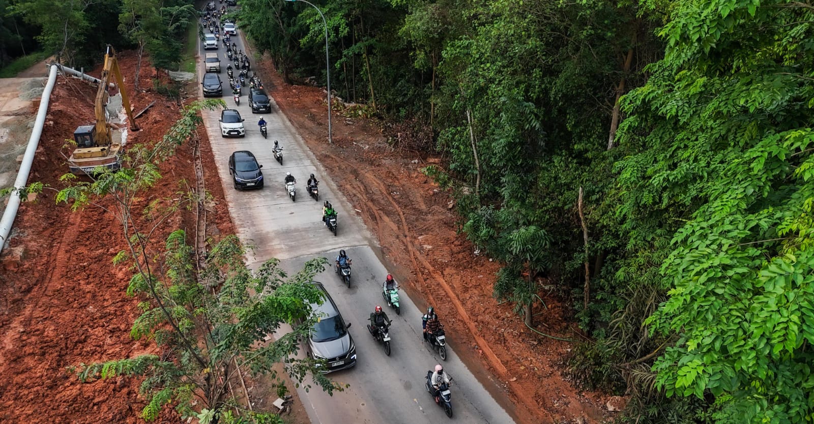 Perbaikan Jalan Gajah Mada Dekat Hotel Vista Telah Selesai dan Kembali Dapat Digunakan