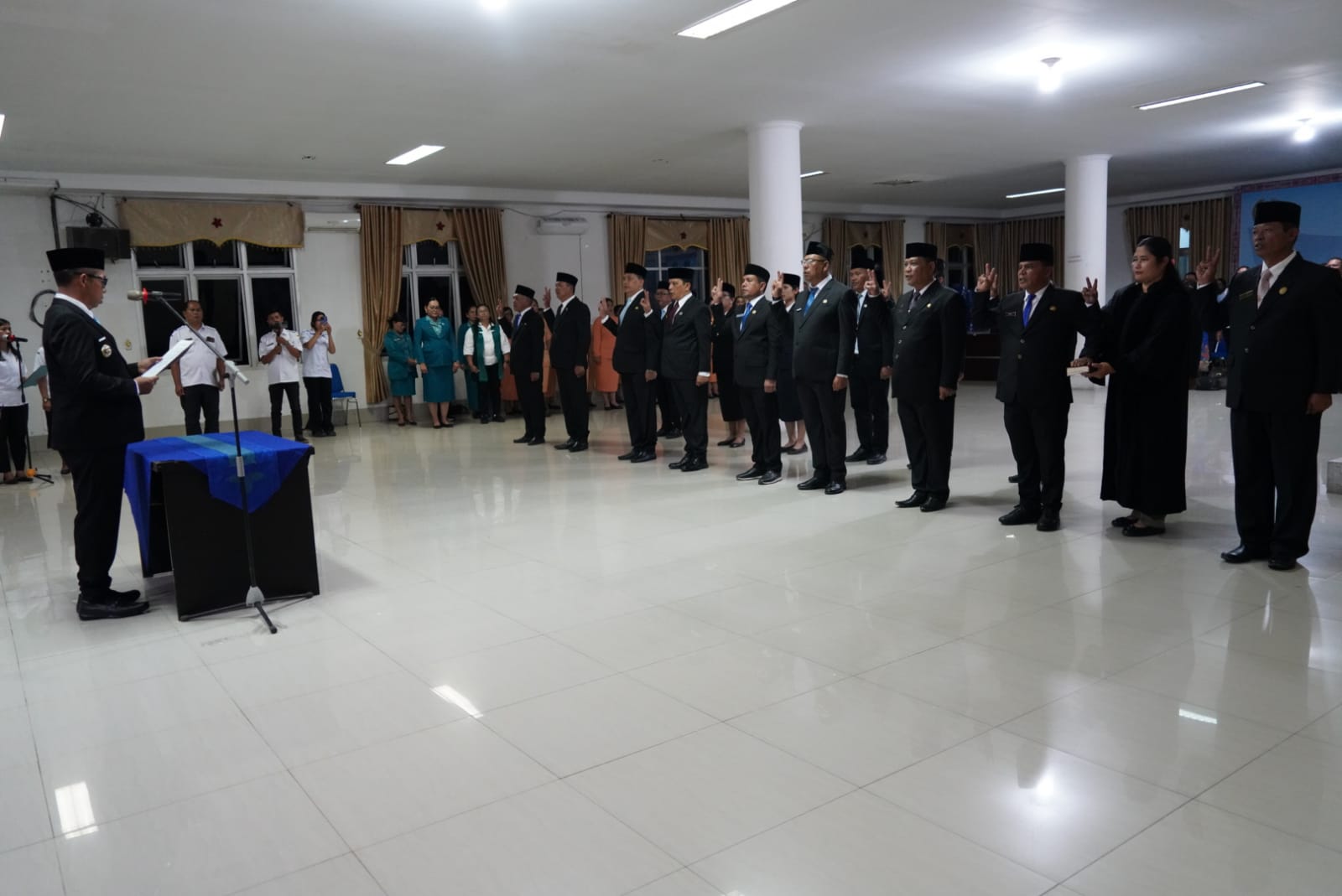 Segarkan Birokrasi, Bupati JTP Lantik Pejabat Eselon II dan Beri Deadline Satu Minggu Serahkan Program Konkret
