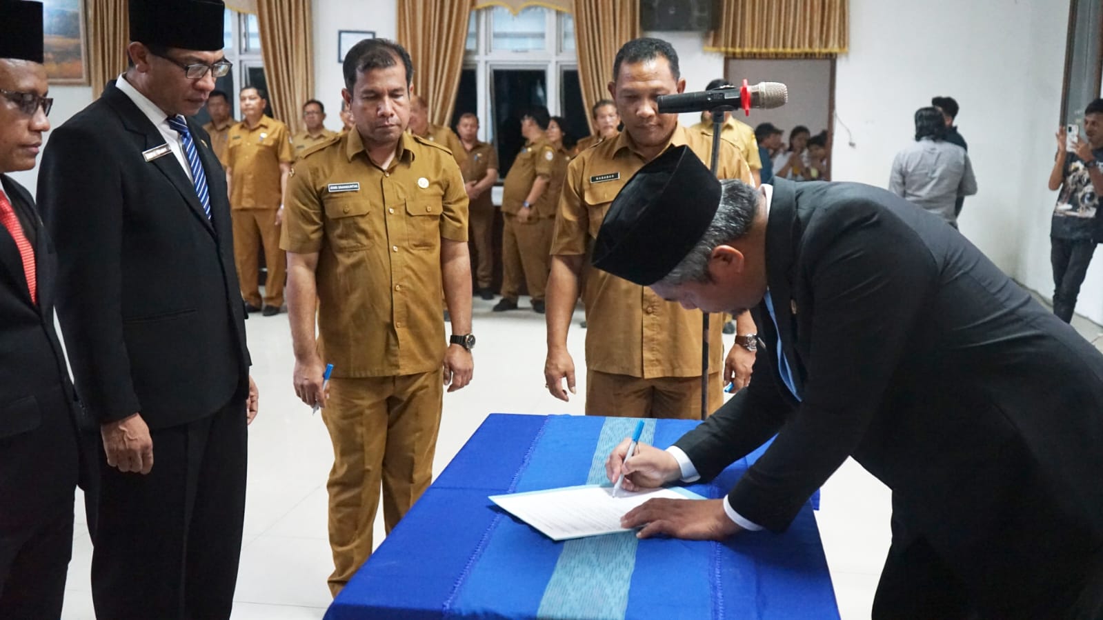 Pemkab Tapanuli Utara Lantik 17 Pejabat Administrator Dilantik Perkuat Kinerja Perangkat Daerah