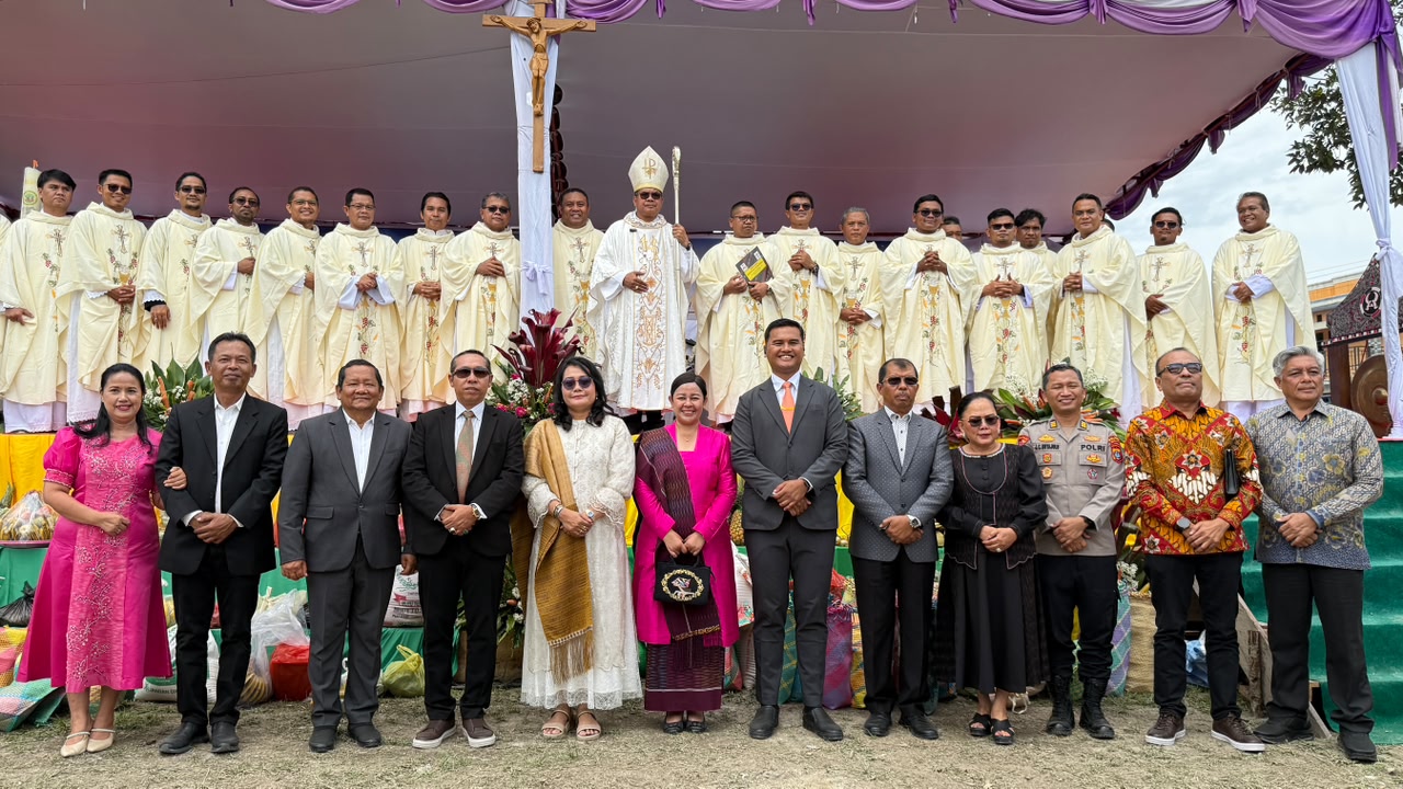 Sinergi Pemerintah dan Gereja, Bupati Tapanuli Utara Ajak Umat Katolik Jadi Garam dan Terang Masyarakat