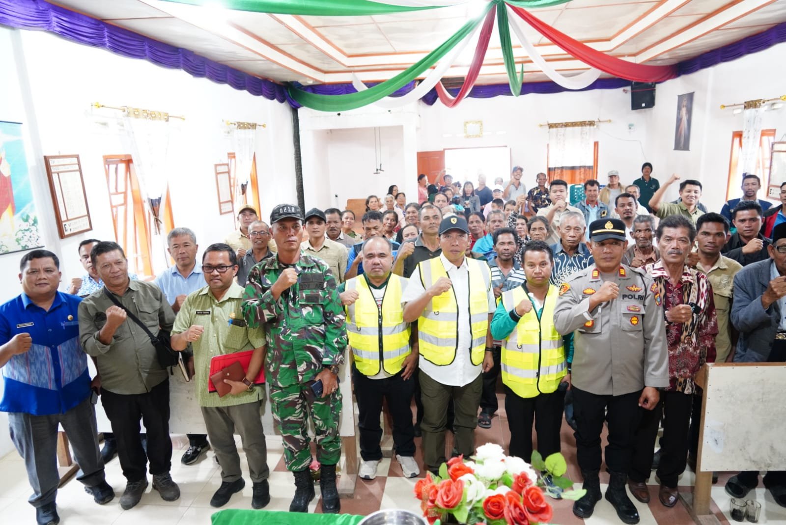 Bupati Taput Tinjau Jalan Hotmix Sipahutar, Akses Distribusi Jagung dan Kopi Makin Lancar