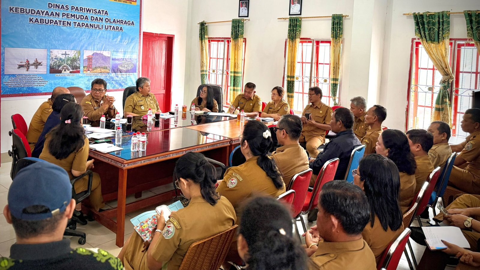 Wabup Taput Dorong Pemanfaatan AI dan Kesiapan Event Hari Jadi ke-81