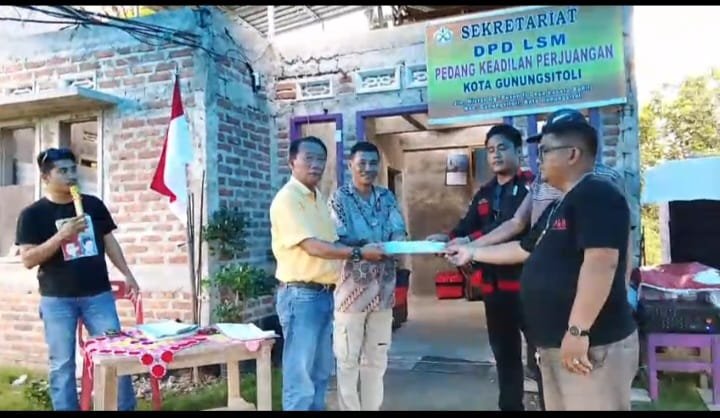Pengurus Baru LSM PKP Gunungsitoli Dikukuhkan