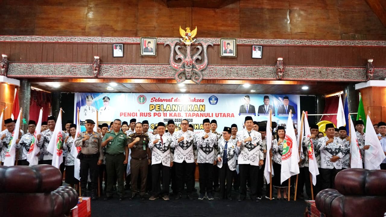 Bupati Taput Tekankan Peran Guru dalam Meningkatkan Kualitas Pendidikan