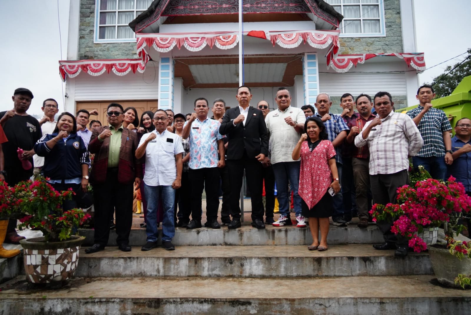 Pemkab Tapanuli Utara Tambah 2 Truk Sampah, Produksi Sampah Capai 68 Ton per Hari